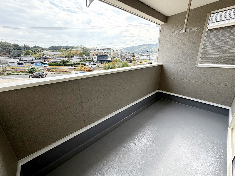 バルコニー バルコニー