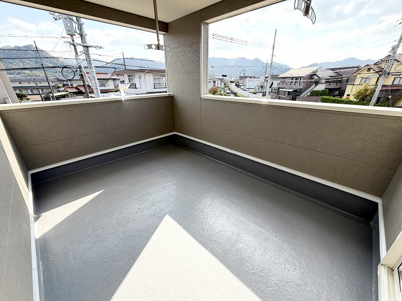 バルコニー バルコニー