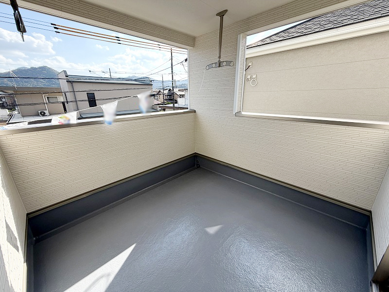 バルコニー バルコニー